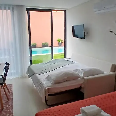 بيت ضيافة Sargaco Pool And 4*