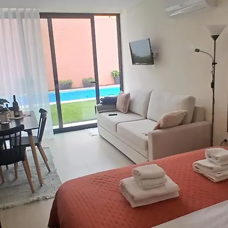 Guest house Sargaco Pool And 4*